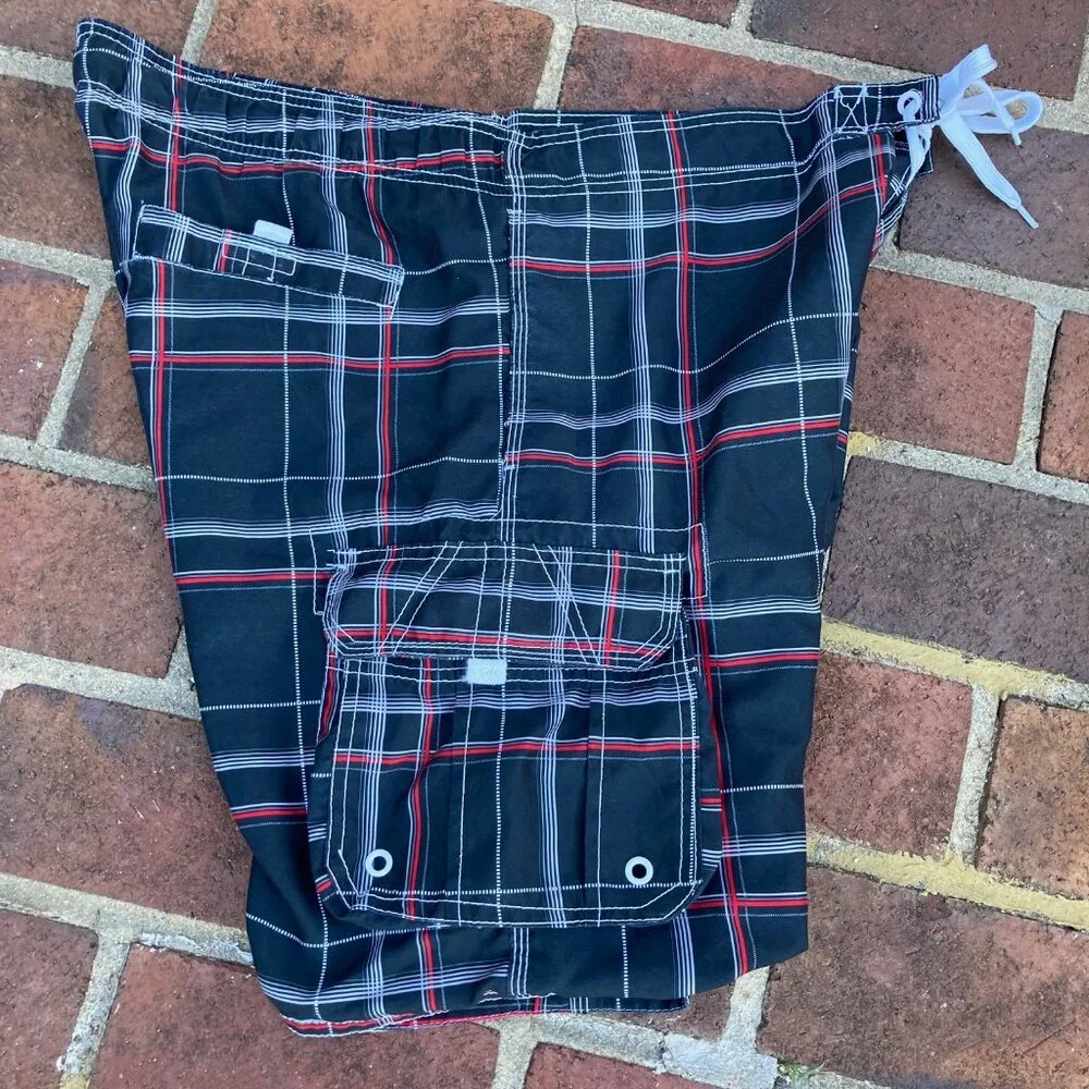 OP Board Shorts Black w/ Red White & Grey Stripes Four Pockets Men's Sz 36/38